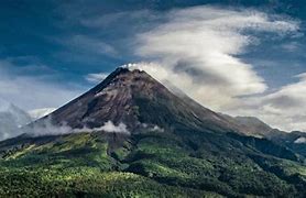 Arti Mimpi Berada Diatas Gunung